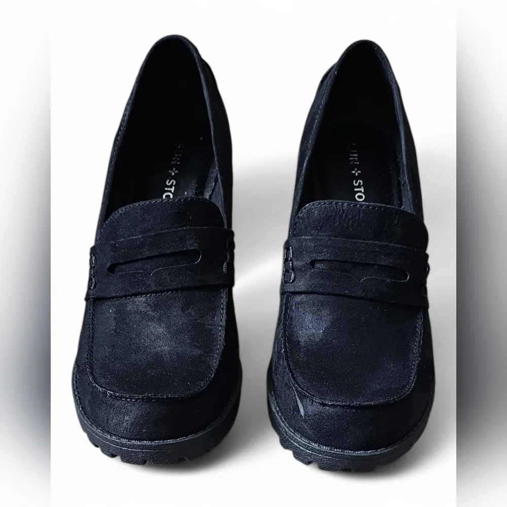 Sun + Stone Women’s Black Suede Block Heel Loafers Size 9